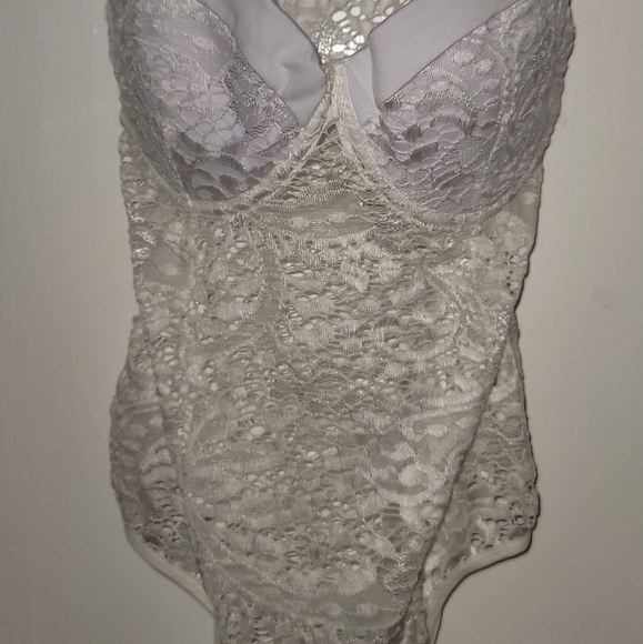 Ohyeahlady white one piece lingerie NWOT - Picture 7 of 13